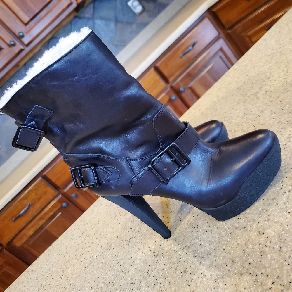 Authentic Burberry High Heel Black Leather Boots